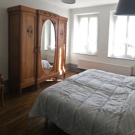 Le Moustic * Rarecourt