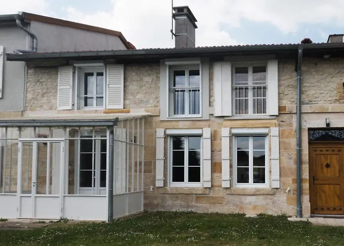 Le Moustic Rarecourt