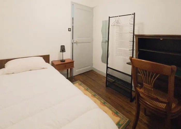 Le Moustic Holiday home *